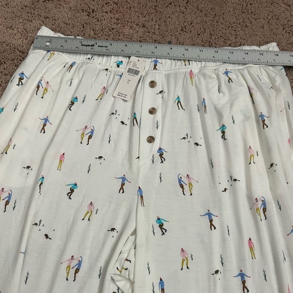 NWT new large Anthropologie briar pajama pants winter ice skate print white ski - Picture 15 of 17